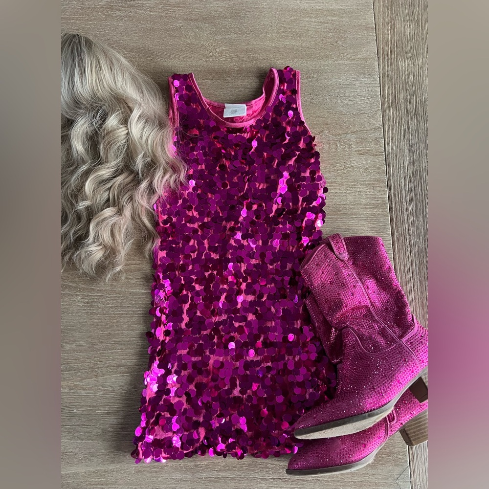 Taylor swift costume - dress, boots, and wig